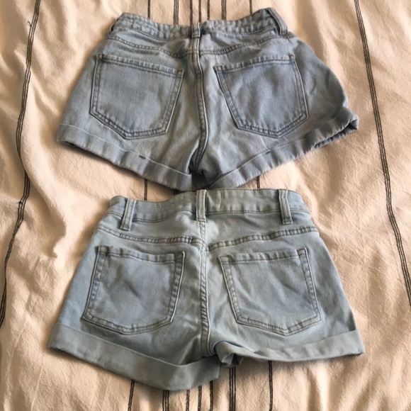 COPY - 2 pairs of PacSun denim shorts so 22 - Picture 2 of 8